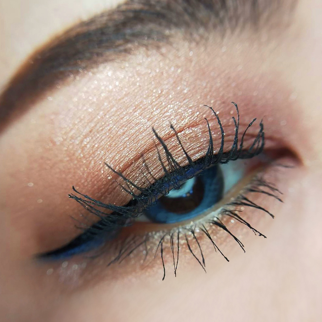 牡丹鏤月浮雕  百鳥朝鳳/花西子/アイシャドウパレットを使ったクチコミ（3枚目）