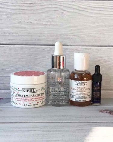 Kiehl's キールズ 選べる美容液セットのクチコミ「今年のクリスマスコフレで絶対買おうと思ってたのがこれ！


キールズの美白美容液とクリームのセ.....」（3枚目）