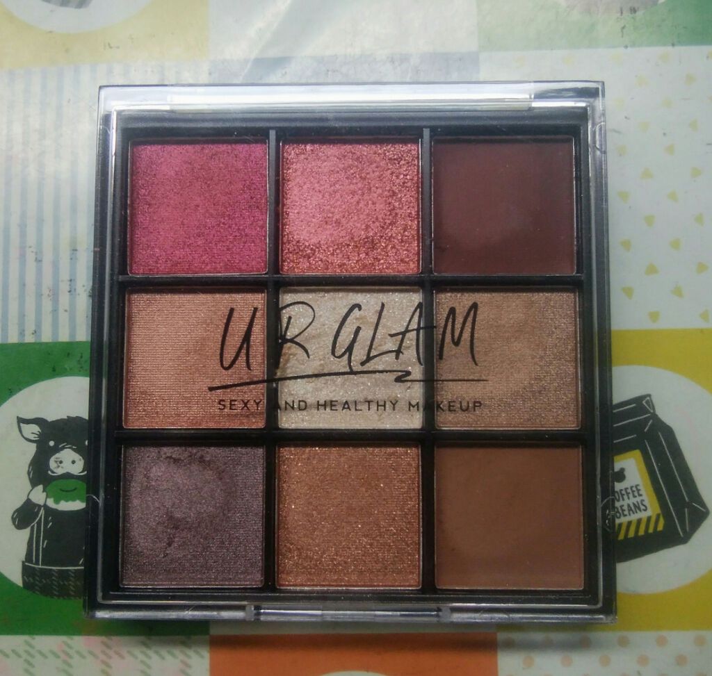 UR GLAM　BLOOMING EYE COLOR PALETTE/U R GLAM/アイシャドウパレットを使ったクチコミ（1枚目）