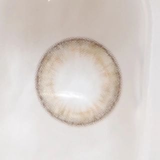 ビタースイートクリスティン/Hapa kristin/カラーコンタクトレンズを使ったクチコミ(4枚目)