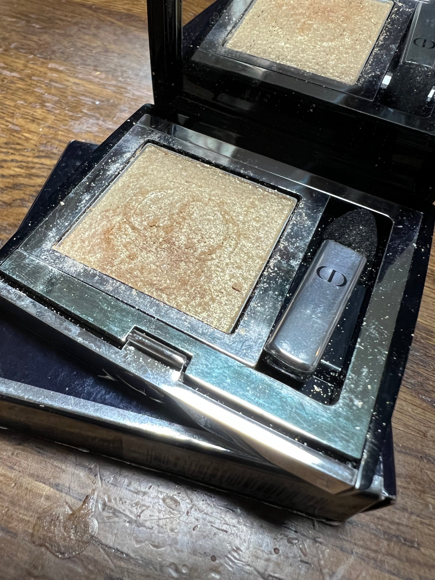 モノ クルール クチュール/Dior/単色アイシャドウを使ったクチコミ(2枚目)