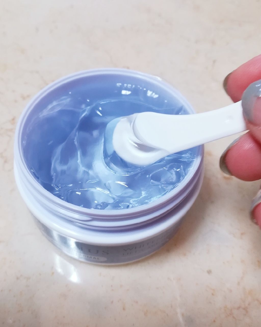 薬用ホワイトニングリフトケアジェル ノーマル/シミウス/オールインワン化粧品を使ったクチコミ（1枚目）