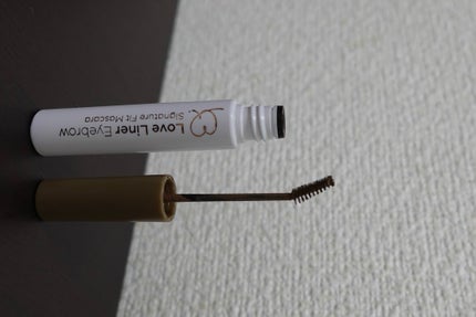 ラブ・ライナー シグネチャーフィットマスカラ<アイブロウ>/ラブ・ライナー/眉マスカラを使ったクチコミ(2枚目)