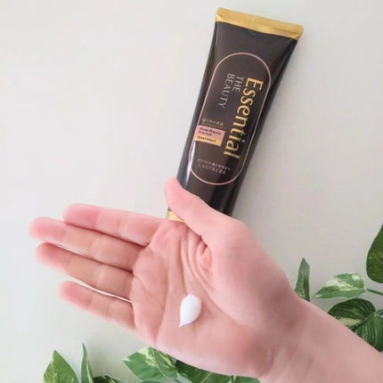 THE BEAUTY 髪のキメ美容プレミアムトリートメント<モイストリペアプレミアム>/エッセンシャル/洗い流すヘアトリートメントを使ったクチコミ(3枚目)