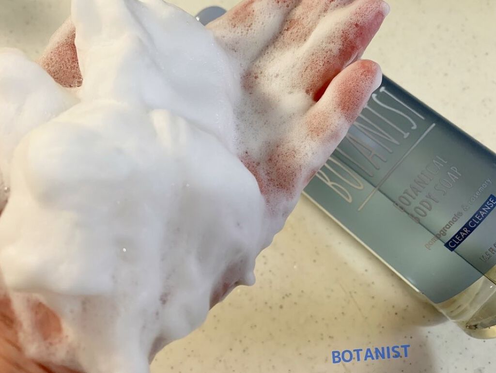 ボタニカルボディーソープ(クリアクレンズ)/BOTANIST/ボディソープを使ったクチコミ(3枚目)