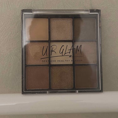 UR GLAM　BLOOMING EYE COLOR PALETTE/U R GLAM/パウダーアイシャドウを使ったクチコミ（1枚目）