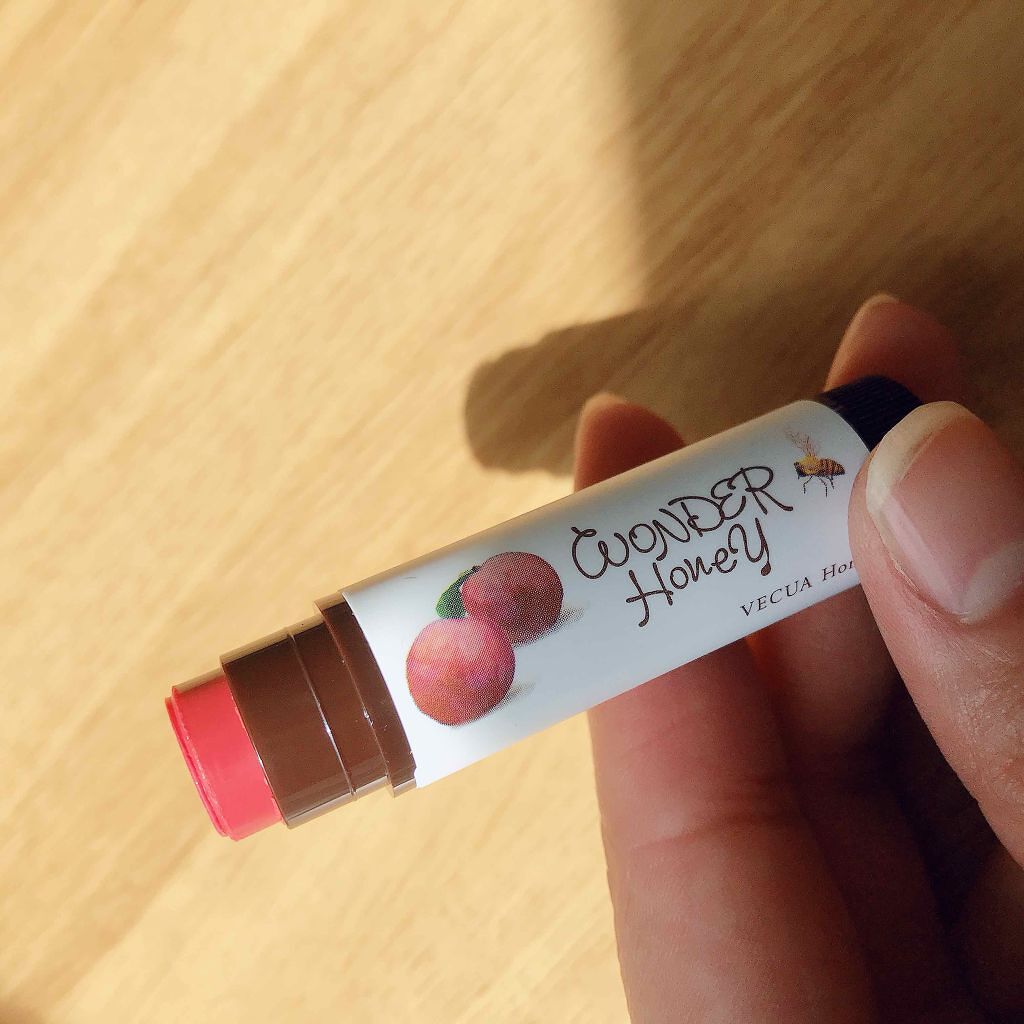 ワンダーハニー 色づくジューシー蜜リップ/VECUA Honey/リップクリームを使ったクチコミ(1枚目)