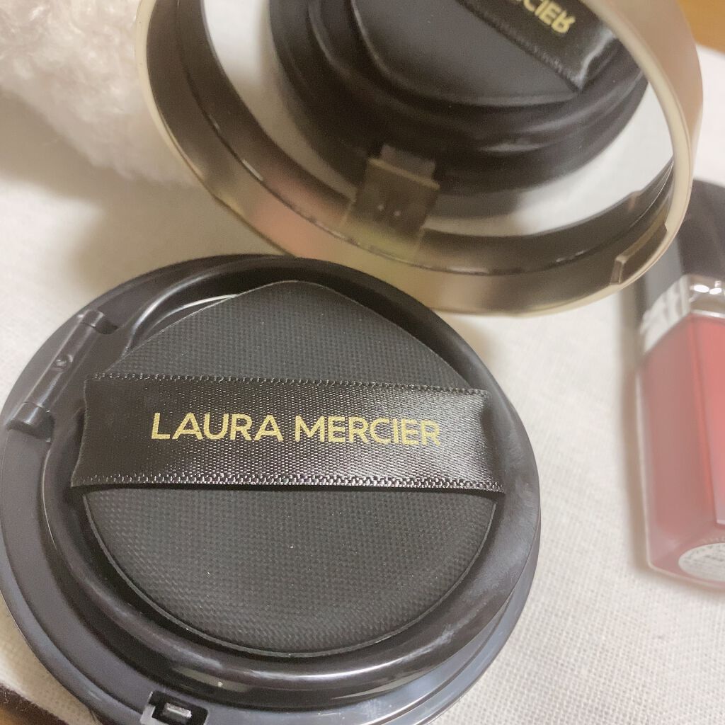 フローレス ルミエール ラディアンス パーフェクティング クッション/ローラ メルシエ/クッションファンデーションを使ったクチコミ（2枚目）