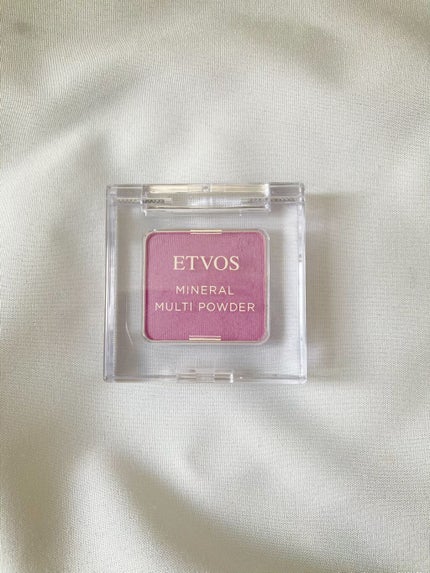 ミネラルマルチパウダー/エトヴォス/単色アイシャドウを使ったクチコミ(2枚目)