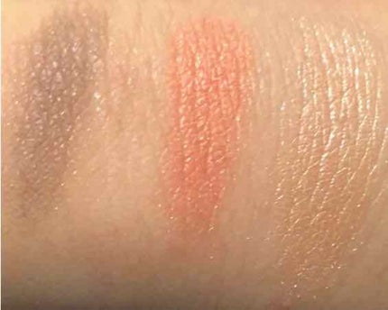 リアルクローズシャドウ/excel/アイシャドウパレットを使ったクチコミ(2枚目)