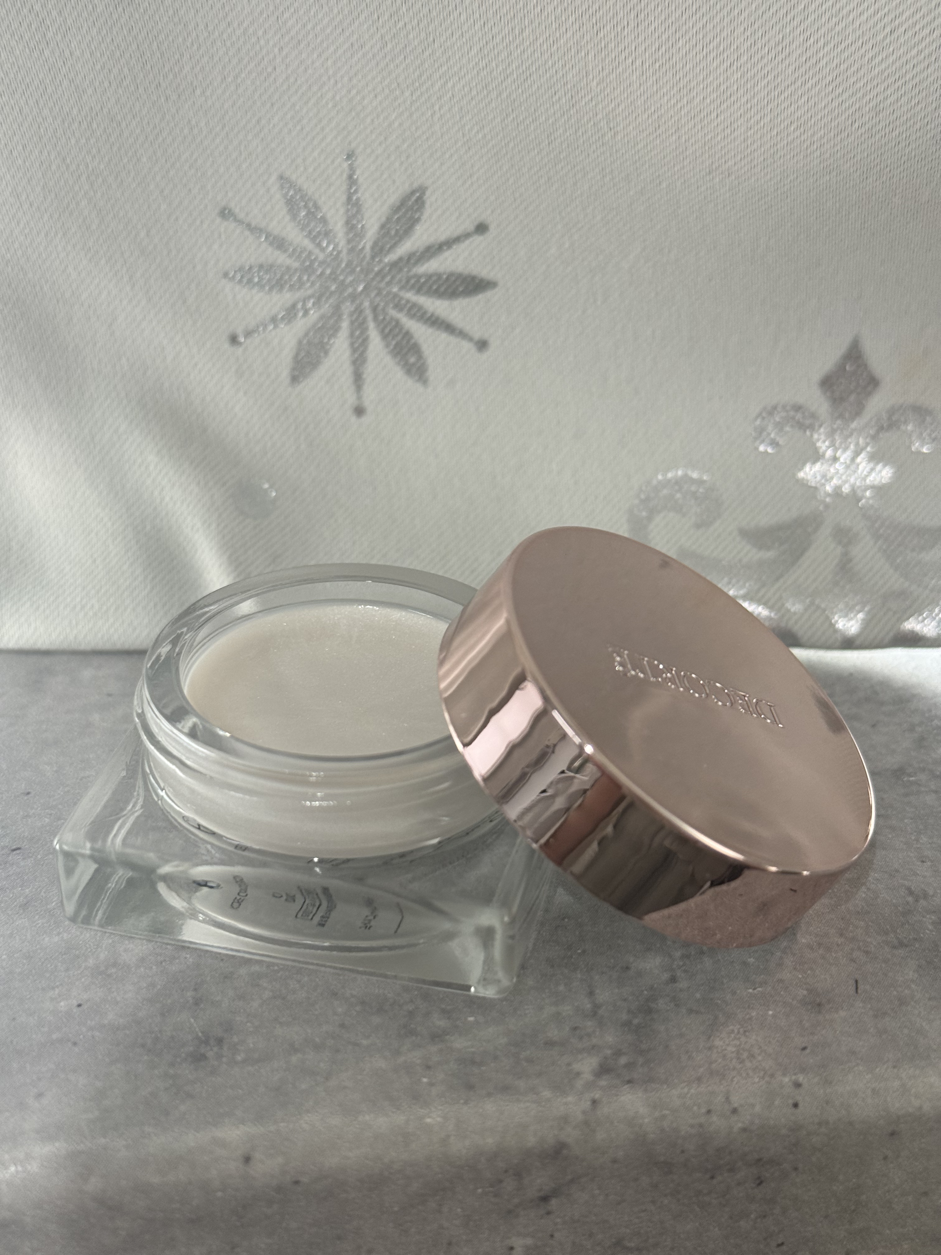 ディップイン グロウ クリームハイライター   01 pearl dew /DECORTÉ/クリームハイライトを使ったクチコミ（1枚目）