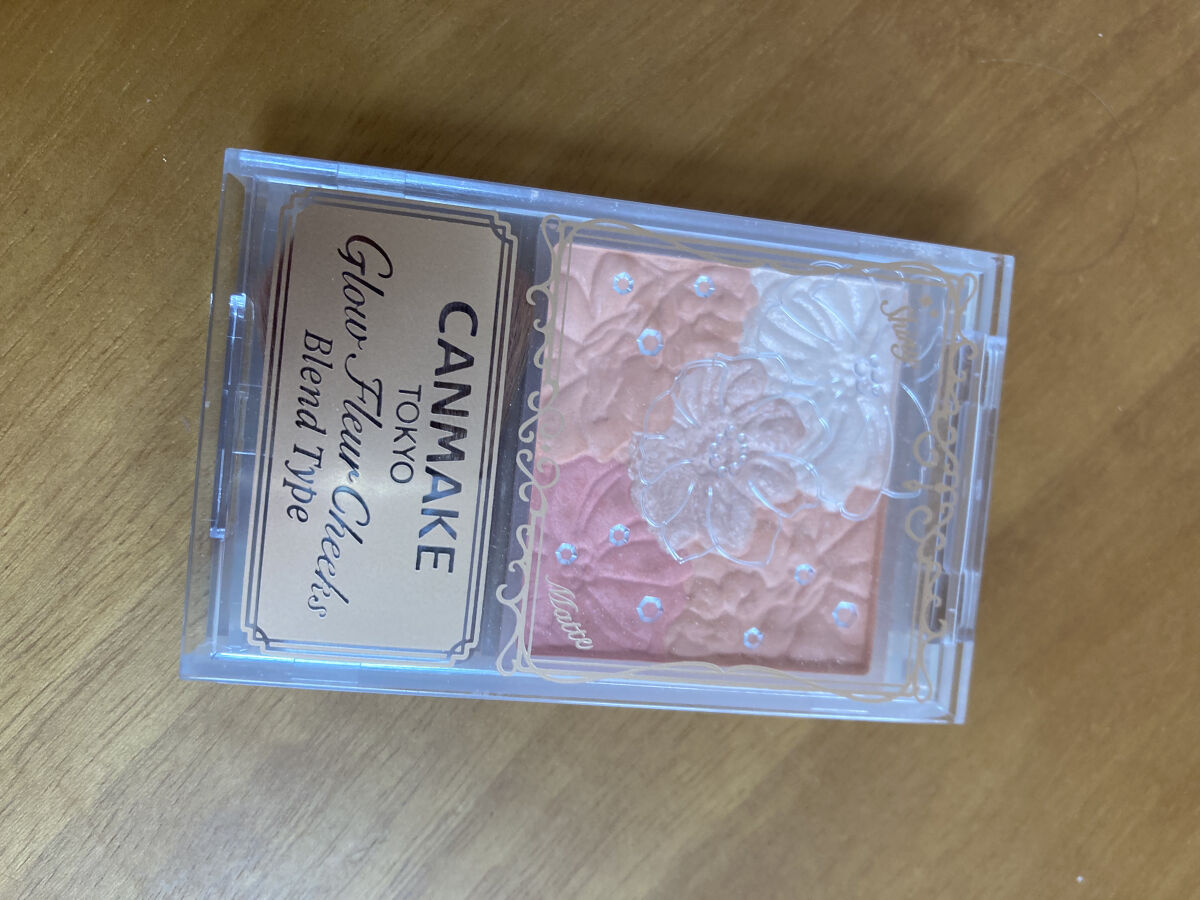 グロウフルールチークス（ブレンドタイプ）/キャンメイク/パウダーチークを使ったクチコミ（1枚目）