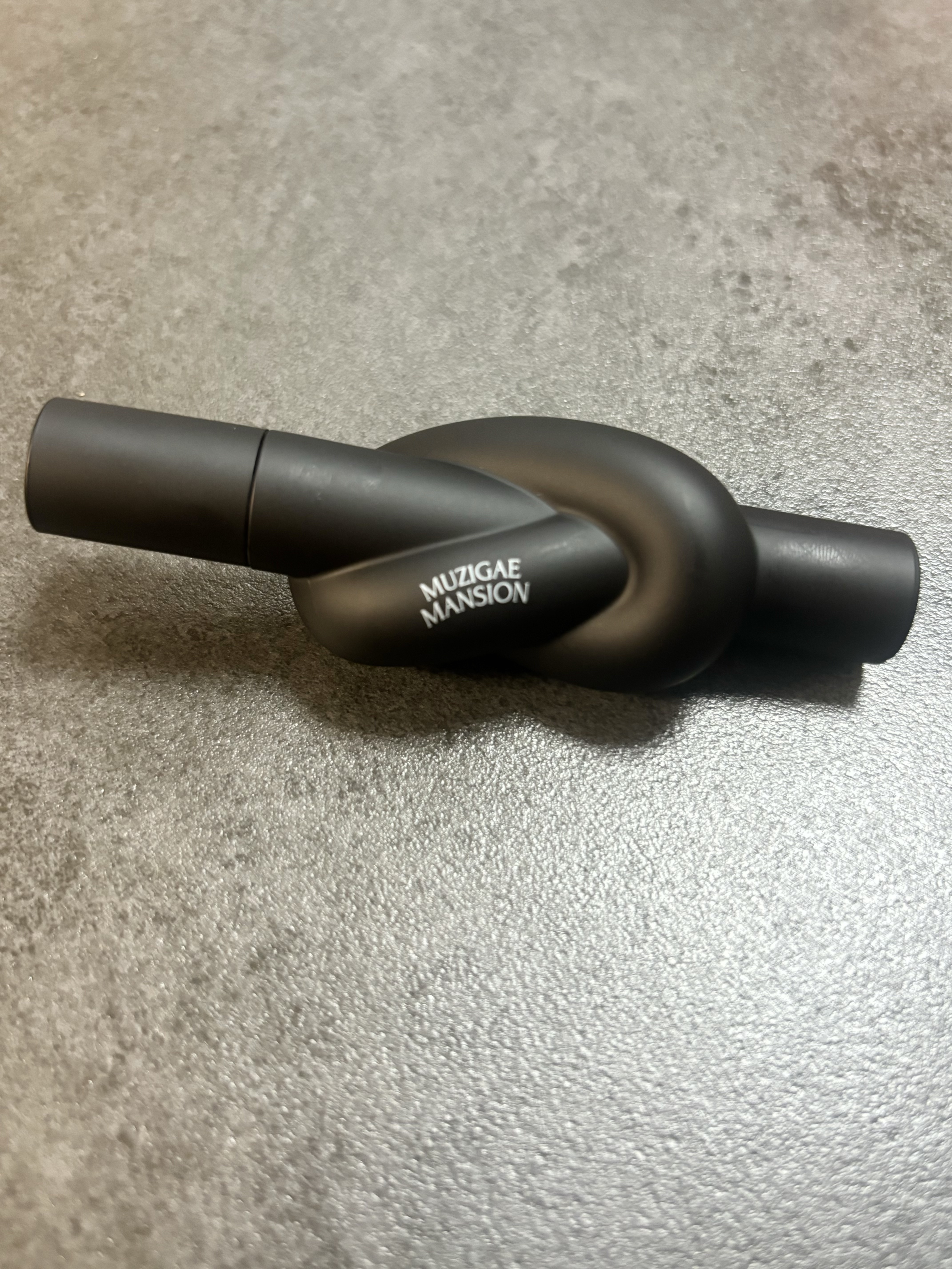 タイアップカバーティント 04 FADED FIG/MUZIGAE MANSION/リップティントを使ったクチコミ（3枚目）