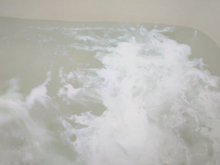 エモリエントバスオイル <モイスチャーリッチ>/ファンケル/入浴剤を使ったクチコミ(2枚目)