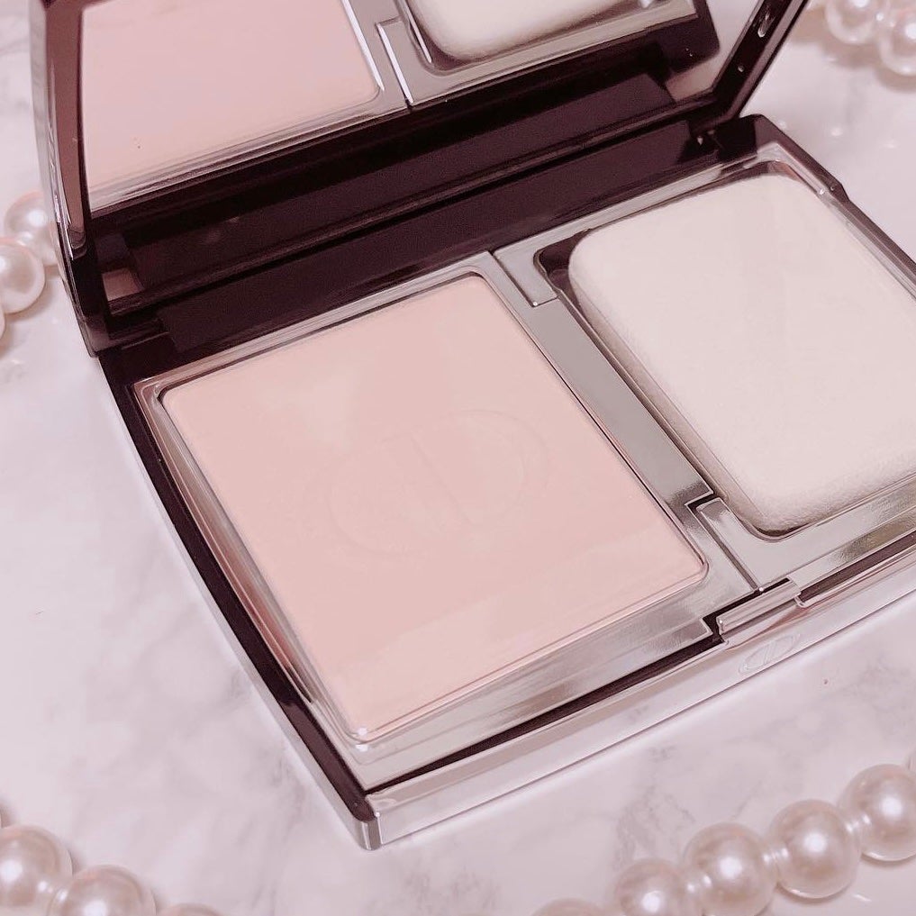 ディオールスキン フォーエヴァー コンパクト ナチュラル ベルベット/Dior/パウダーファンデーションを使ったクチコミ(2枚目)