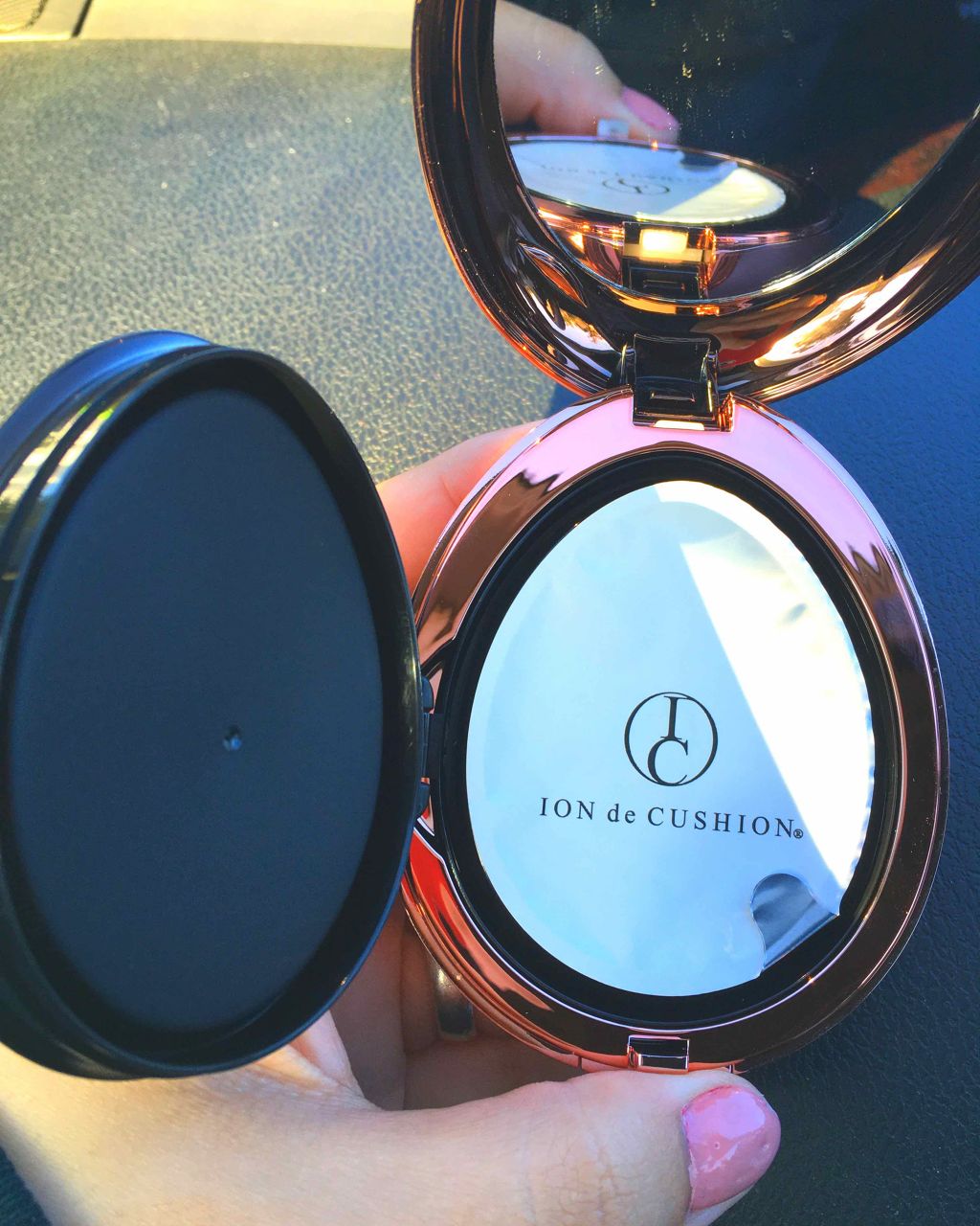 イオン デ クッション/UZU BY FLOWFUSHI/クッションファンデーションを使ったクチコミ(2枚目)
