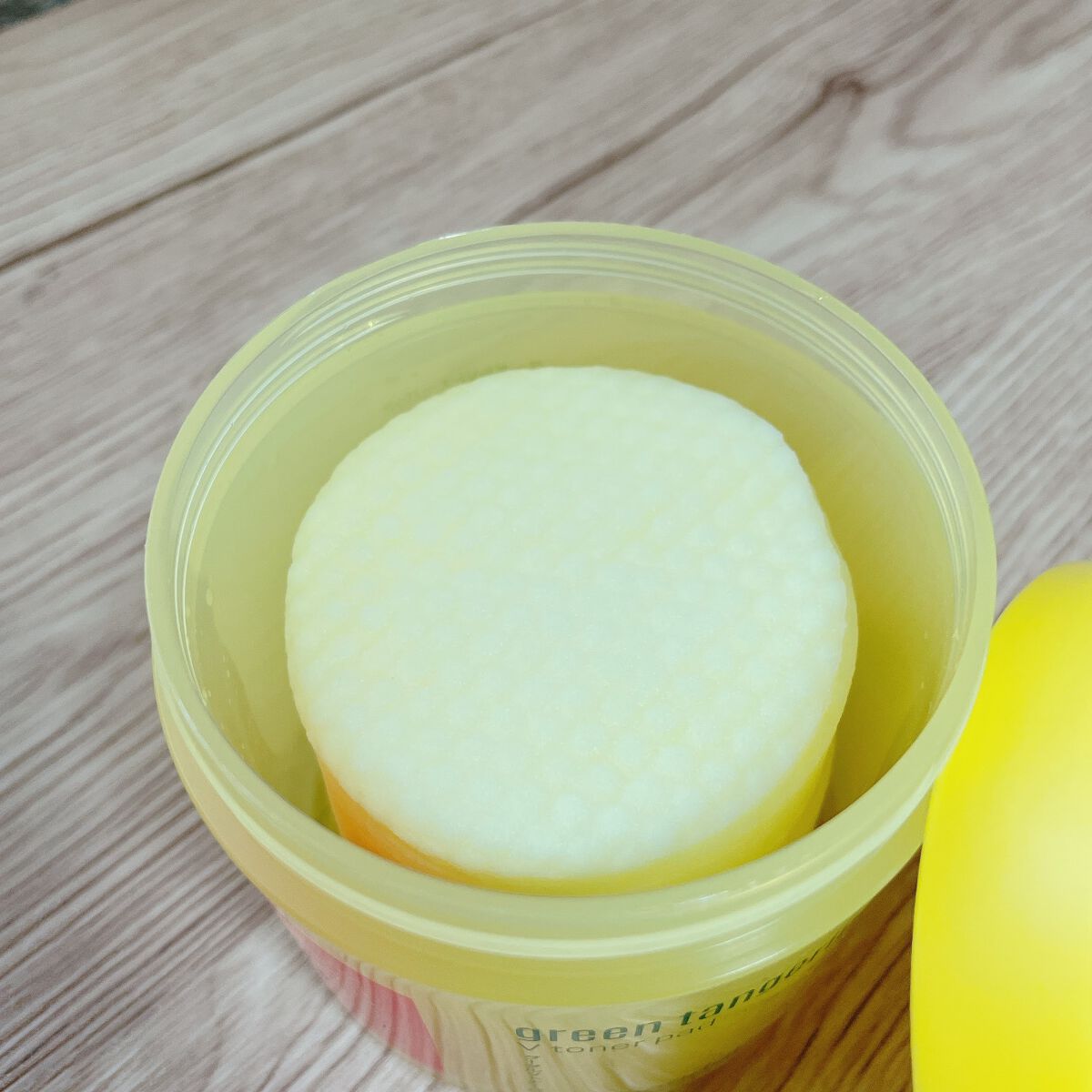 グリーンタンジェリン ビタCダークスポットケアパッド/goodal/トナーパッドを使ったクチコミ（3枚目）