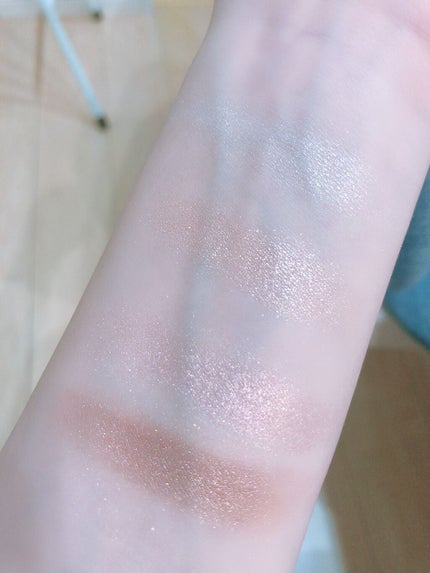 ピンク グロウ リュクス アイシャドウ パレット/BOBBI BROWN/アイシャドウパレットを使ったクチコミ(4枚目)