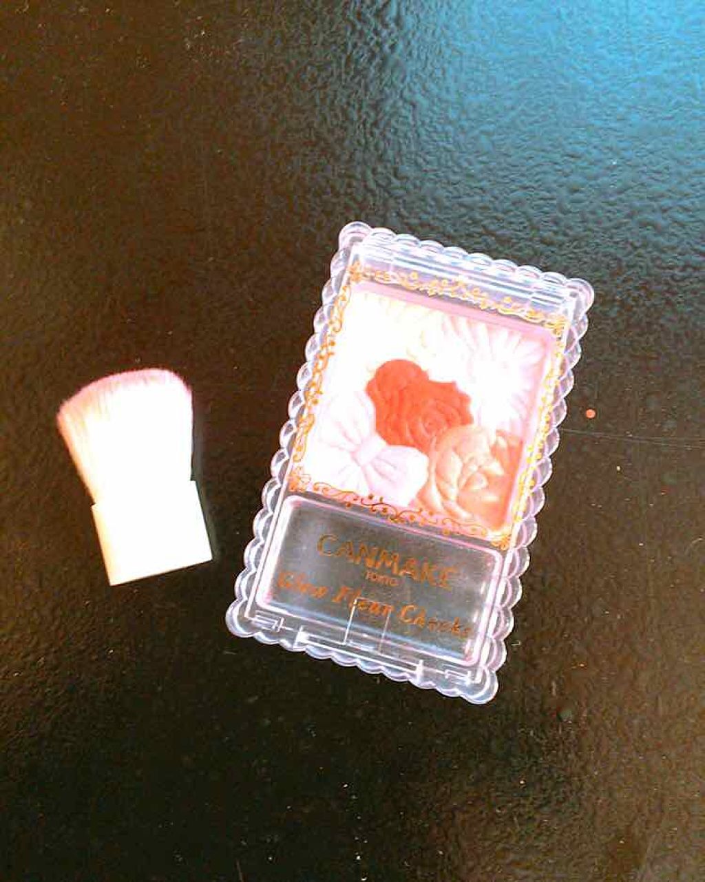 なお on LIPS 「06番のカラーです❗️キャンメイク自体チークの種類が多いので、..」(1枚目)