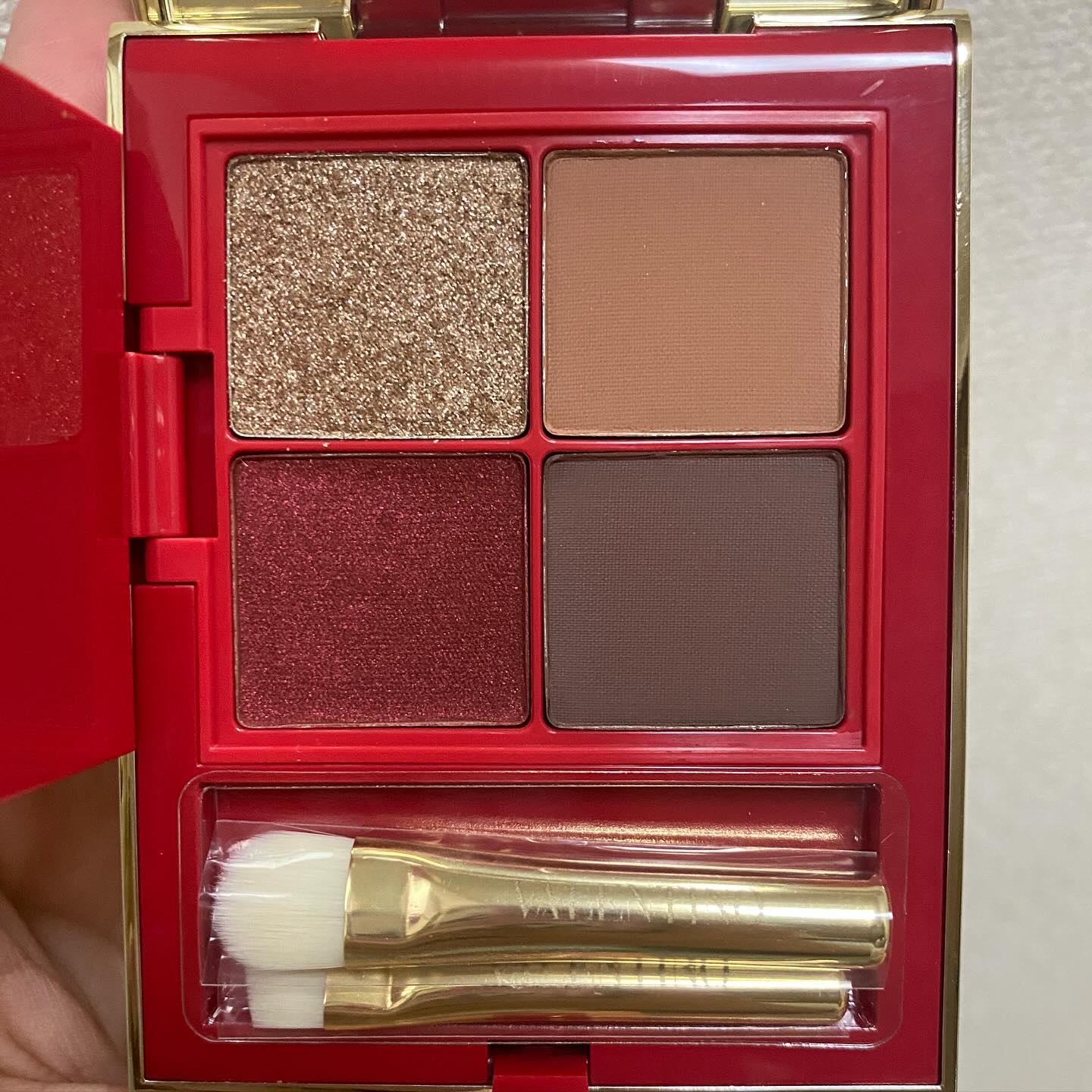 カラーフリップ 02 WHEN IN PARIS/ヴァレンティノ ビューティ/アイシャドウパレットを使ったクチコミ（3枚目）