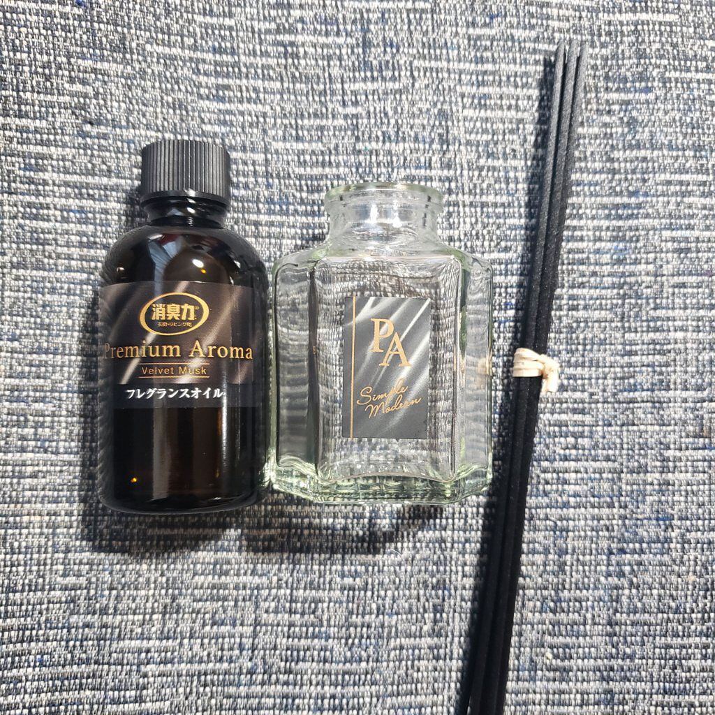 消臭力プレミアムアロマ スティック 部屋用 アーバンリュクス/消臭力/その他を使ったクチコミ（3枚目）