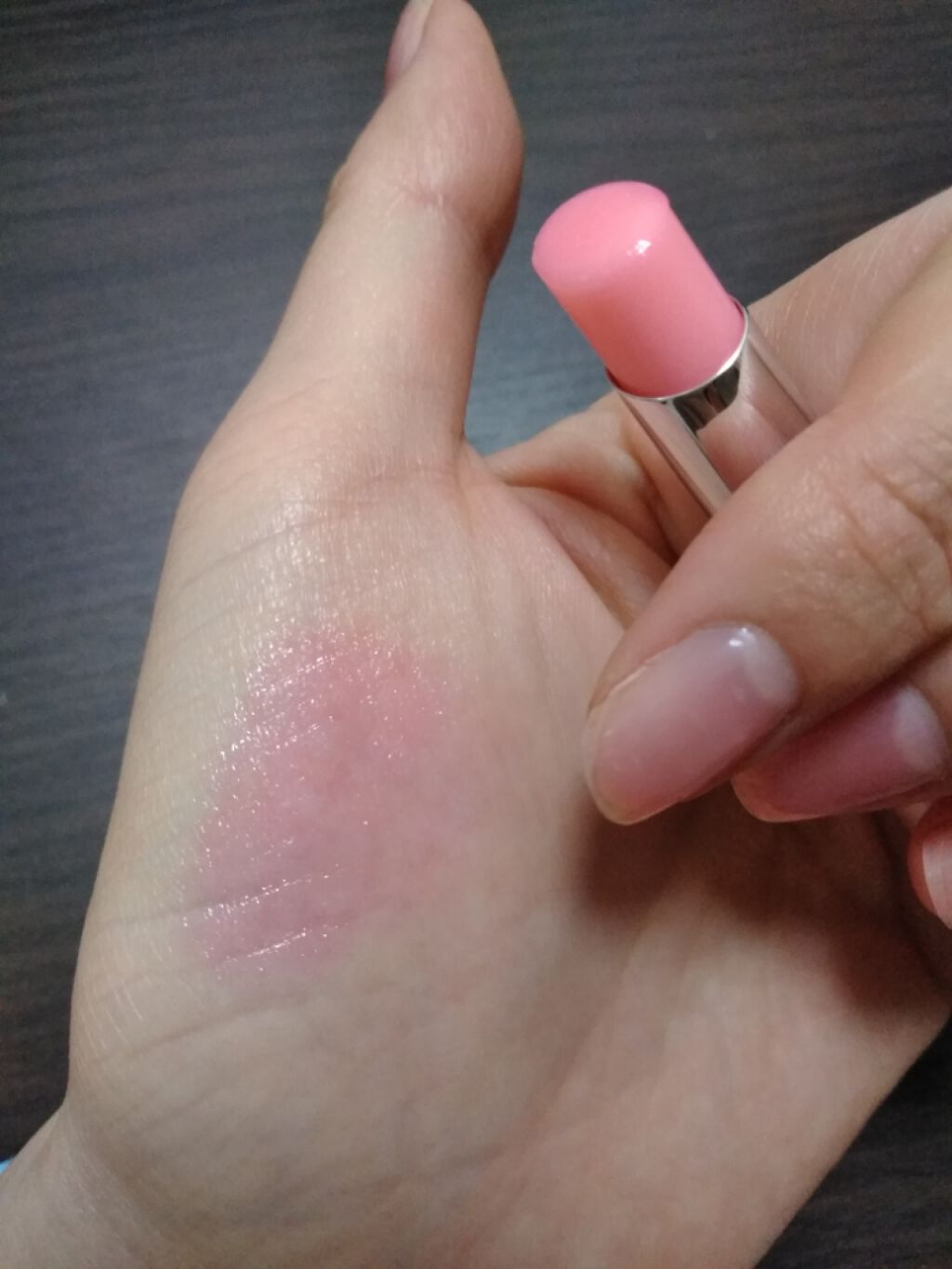 サクラヴェールリップ/パラドゥ/リップクリームを使ったクチコミ（2枚目）