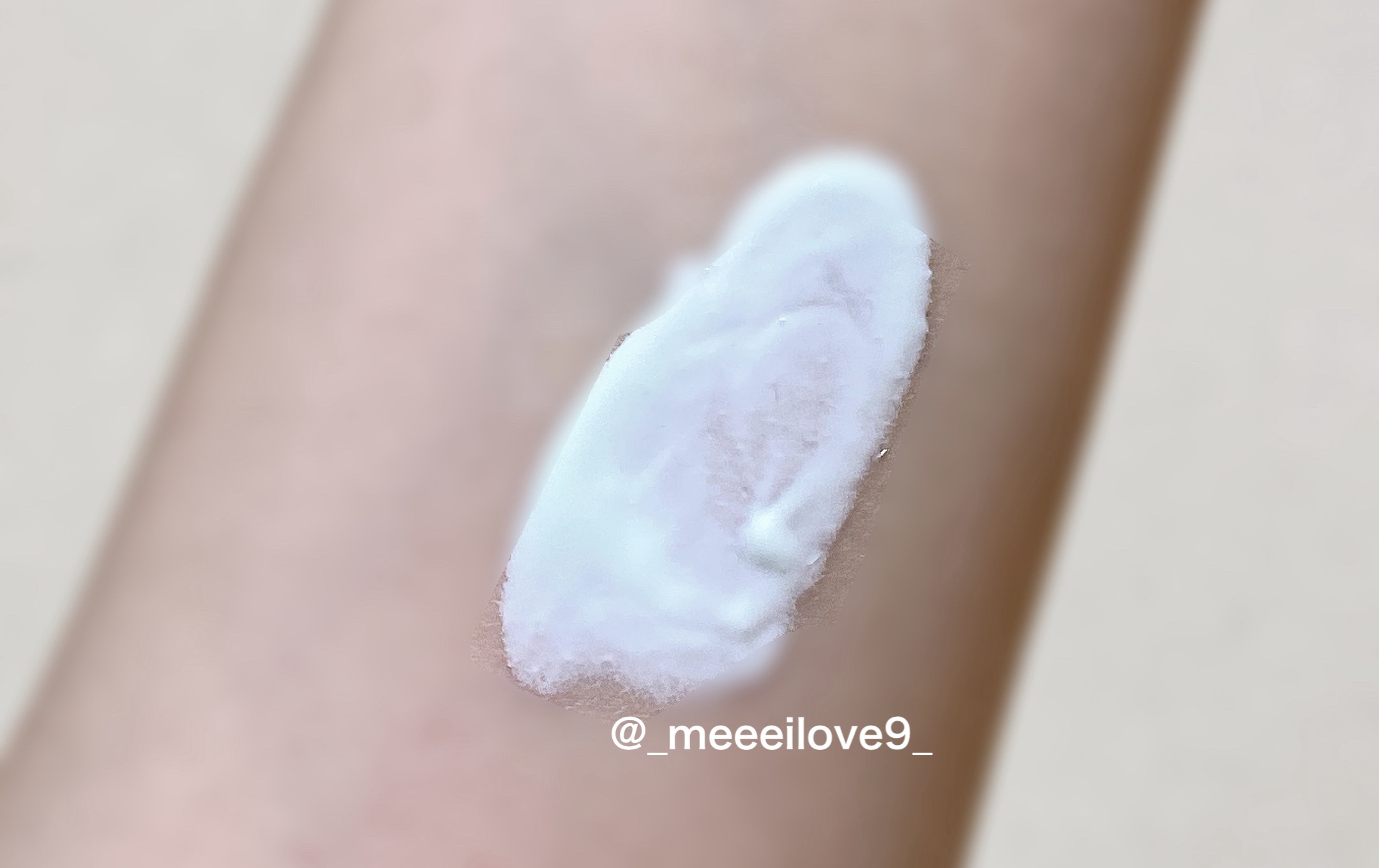 スキンアクア トーンアップUVエッセンス/スキンアクア/日焼け止めクリームを使ったクチコミ（3枚目）