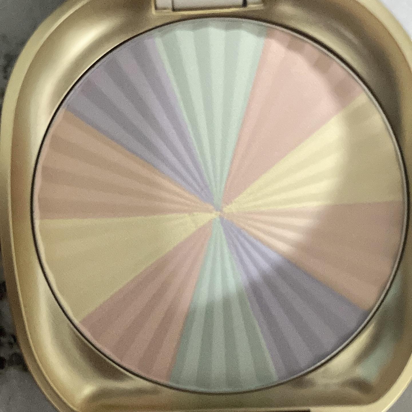 サンブロックルーセントパウダーex./ステファニー/プレストパウダーを使ったクチコミ（1枚目）