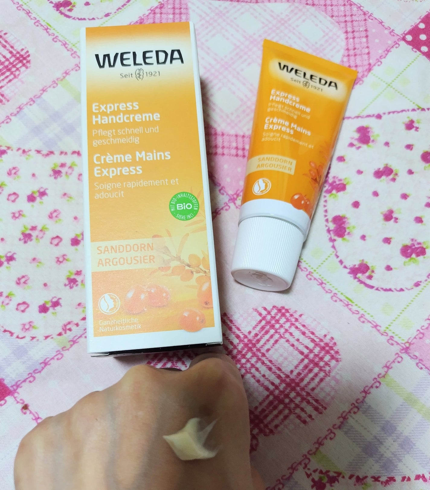 ヒッポファンフルーティ ハンドクリーム/WELEDA/ハンドクリームを使ったクチコミ(3枚目)