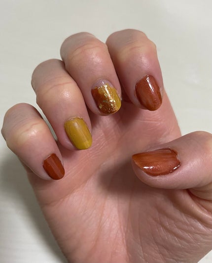 カラフルネイルズ/キャンメイク/マニキュアを使ったクチコミ(2枚目)