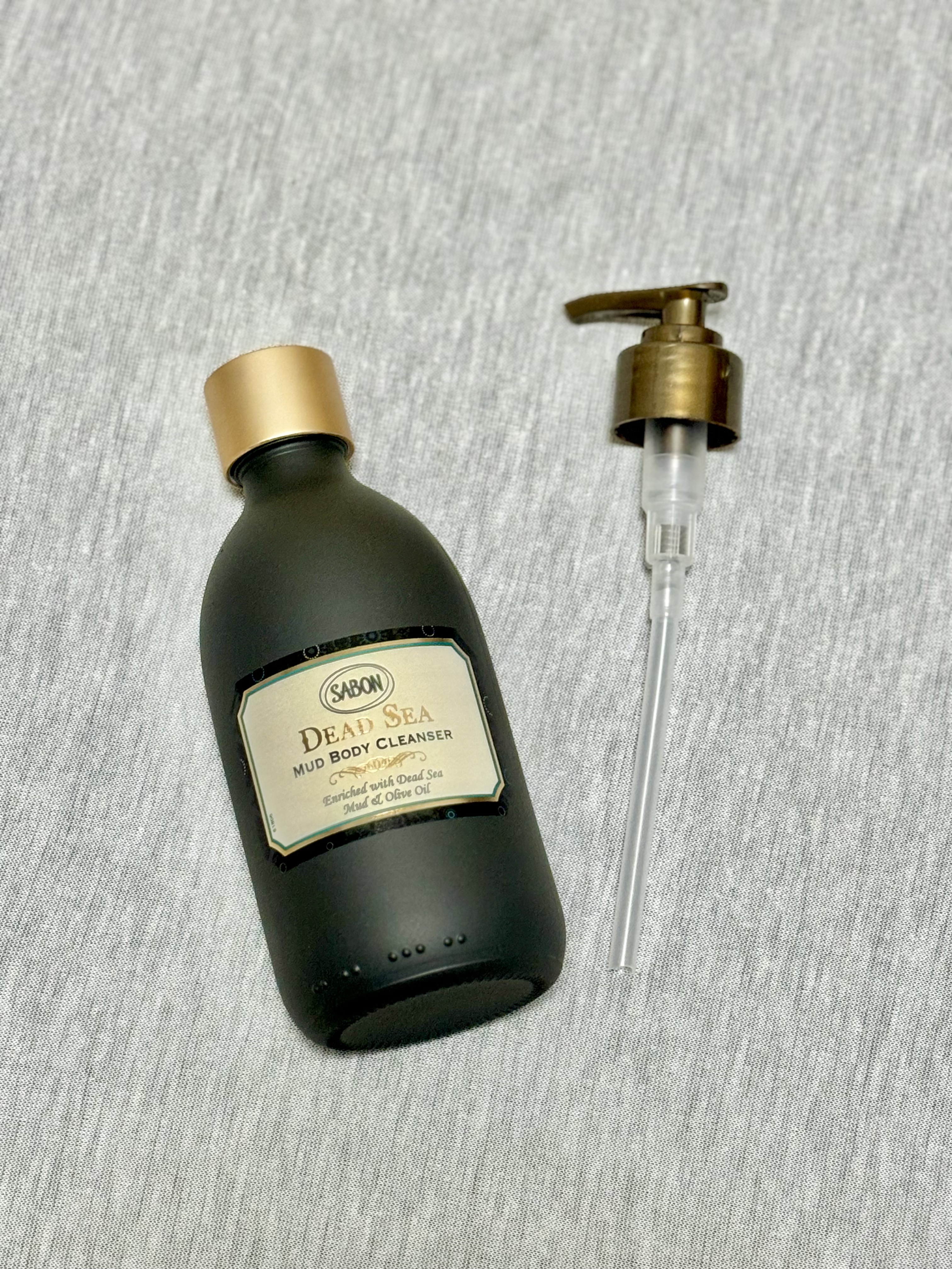 ブラック ボディクレンザー デッドシー/SABON/ボディソープを使ったクチコミ（2枚目）