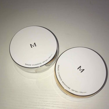 MISSHA クッションファンデーション モイスチャー&マット 比較🔎

少し見づらいですが、、動画は上に塗っているのがモイスチャー、下に塗っているのがマットです！


【私の肌質】
混合肌
Tゾーンは