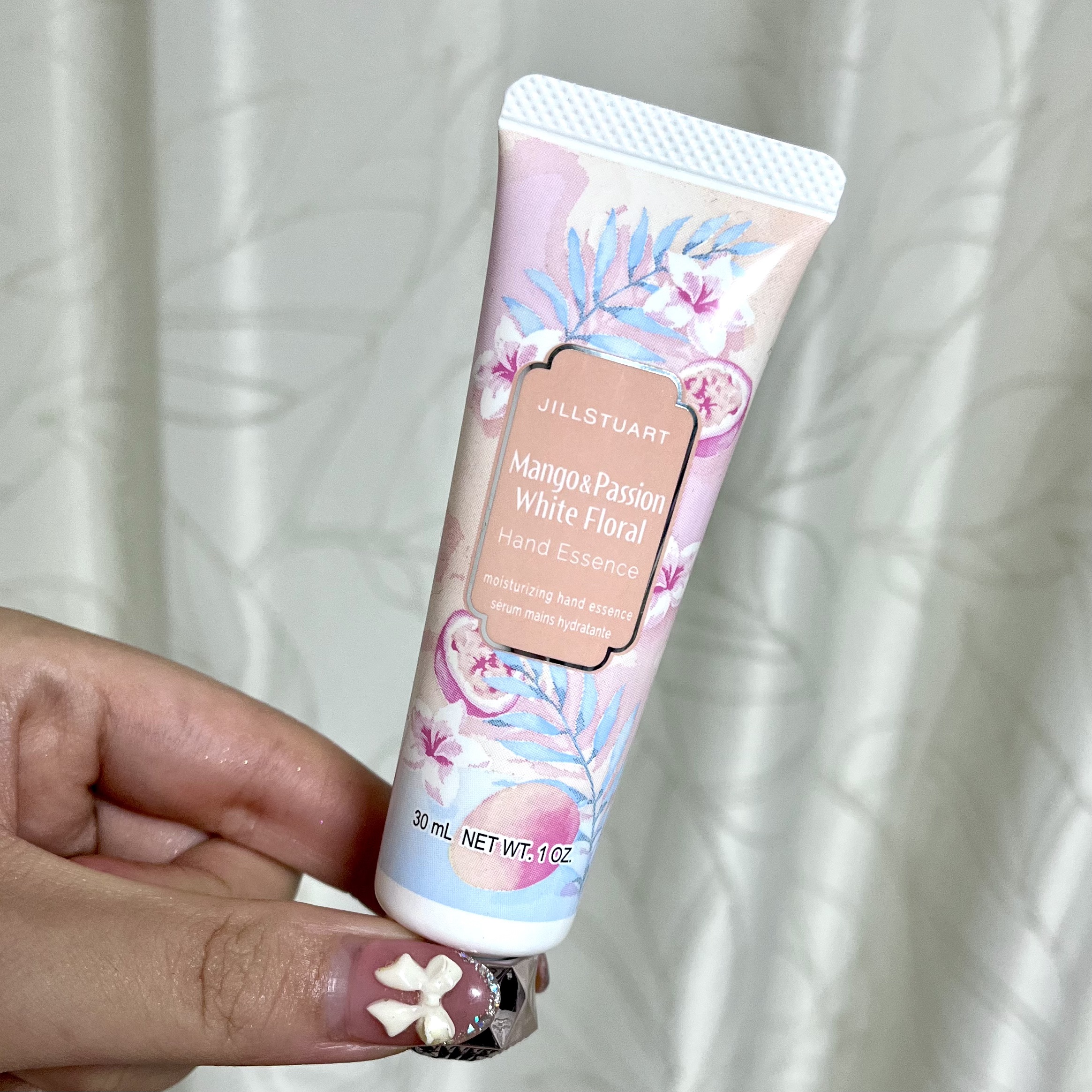 ハンドエッセンス マンゴー&パッション ホワイトフローラル/JILL STUART/ハンドクリームを使ったクチコミ（2枚目）