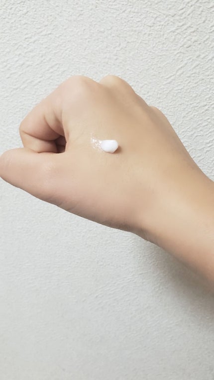 ピュアスマイルハンドクリーム アリス/ディズニーストア/その他を使ったクチコミ(3枚目)