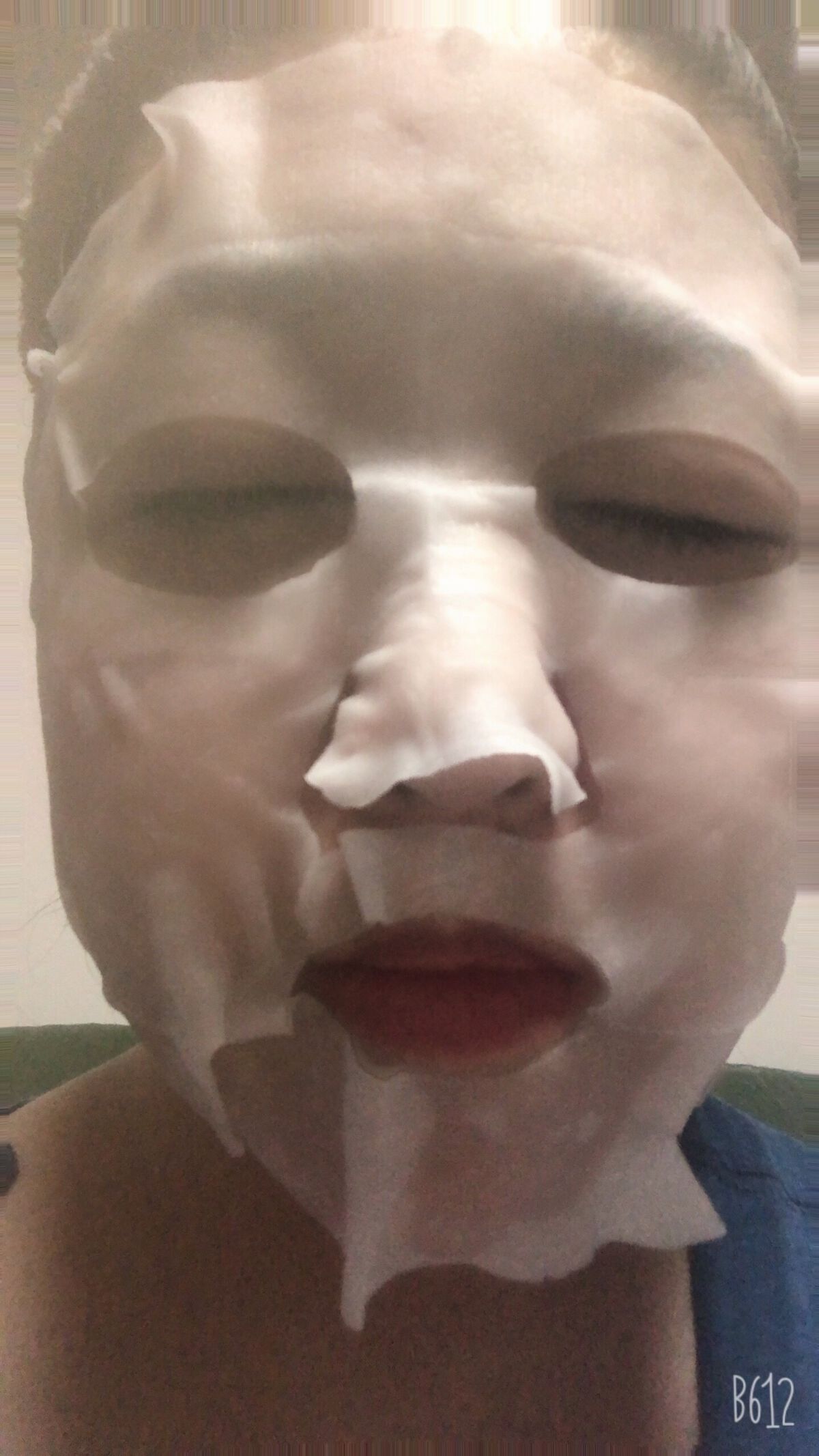 ロメ様のオヤツ on LIPS 「今の肌には満足してるのですが…もう、40なので皮膚の薄いところ..」(3枚目)