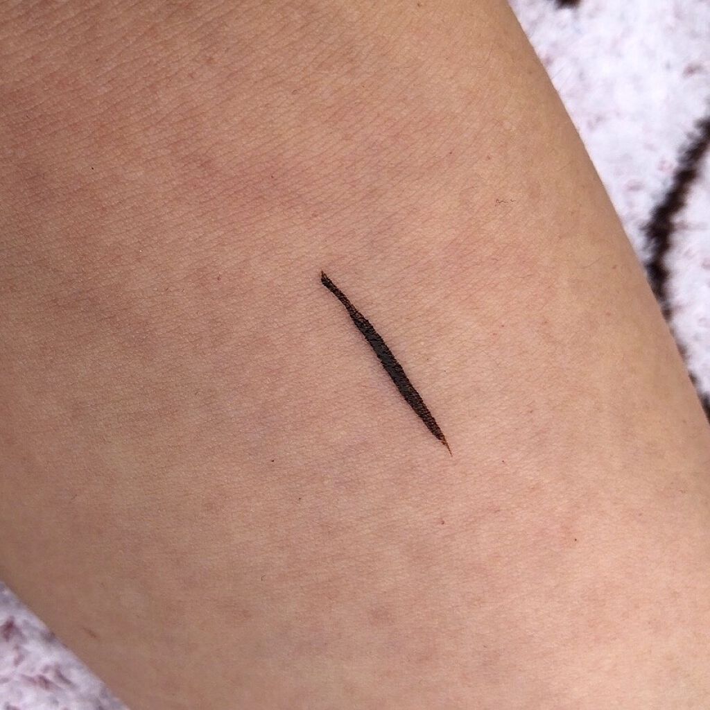 ブリングキャット テールリキッドライナー/TONYMOLY/リキッドアイライナーを使ったクチコミ（3枚目）