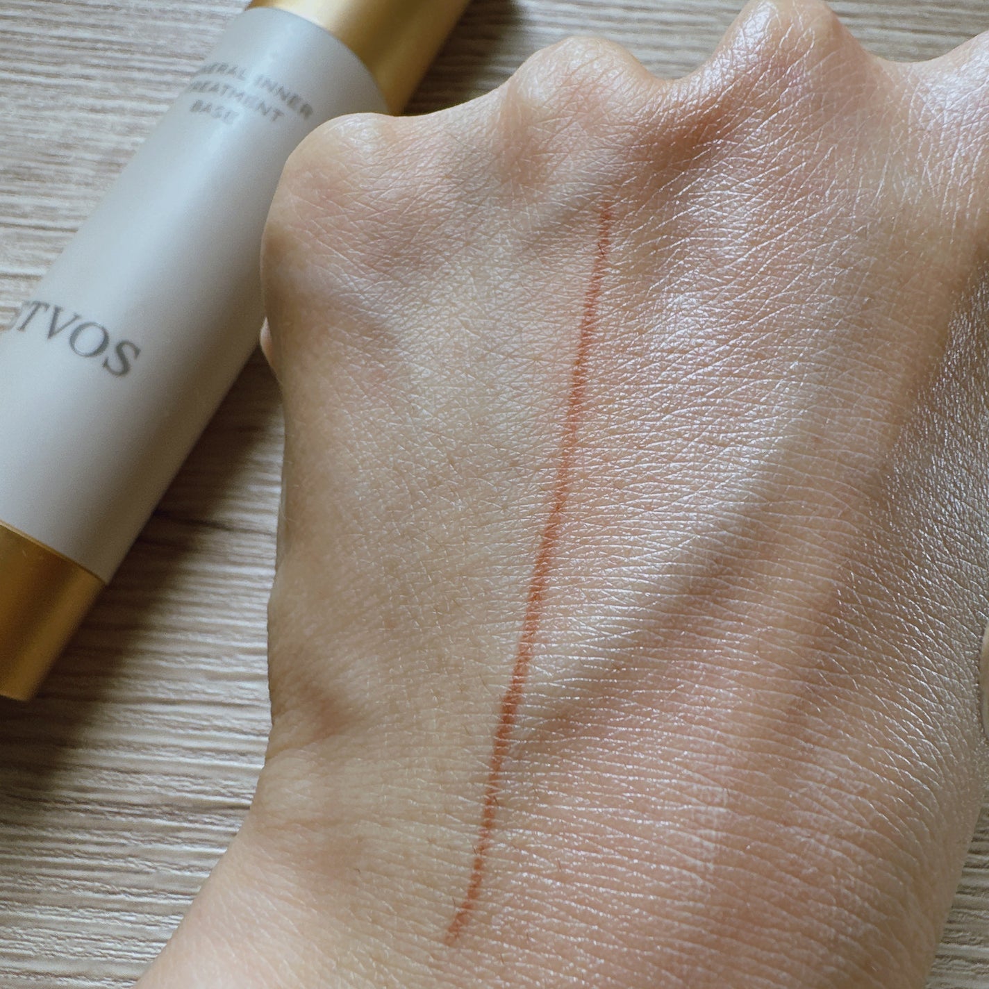 ミネラルインナートリートメントベース/エトヴォス/化粧下地を使ったクチコミ(4枚目)