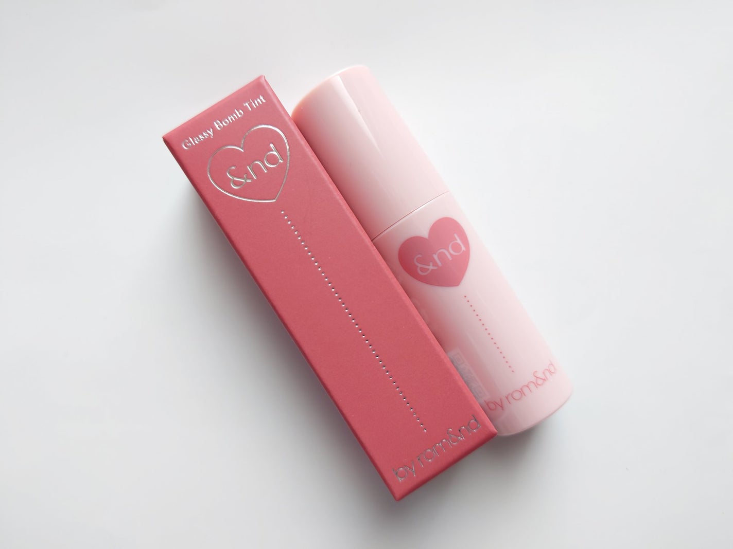 アンドバイロムアンド グラッシーボムティント/&nd by rom&nd/リップティントを使ったクチコミ(7枚目)