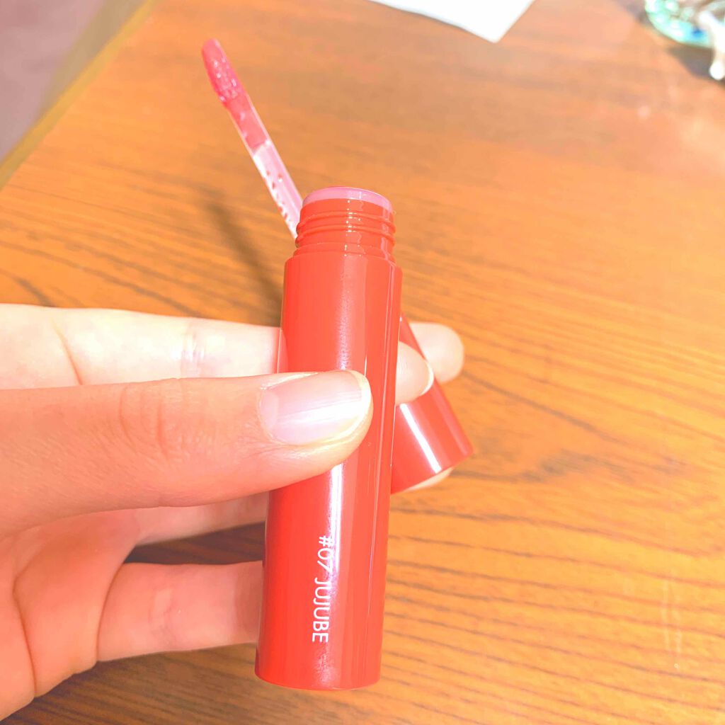 ジューシーラスティングティント/rom&nd/リップティントを使ったクチコミ（2枚目）