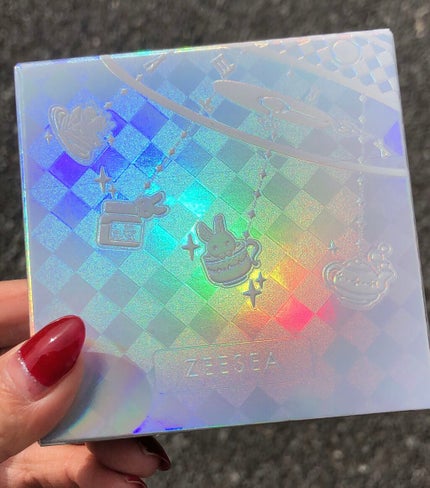 クォーツ 9色アイシャドウパレット(ドリームランドアイシャドウ)/ZEESEA/アイシャドウパレットを使ったクチコミ(4枚目)
