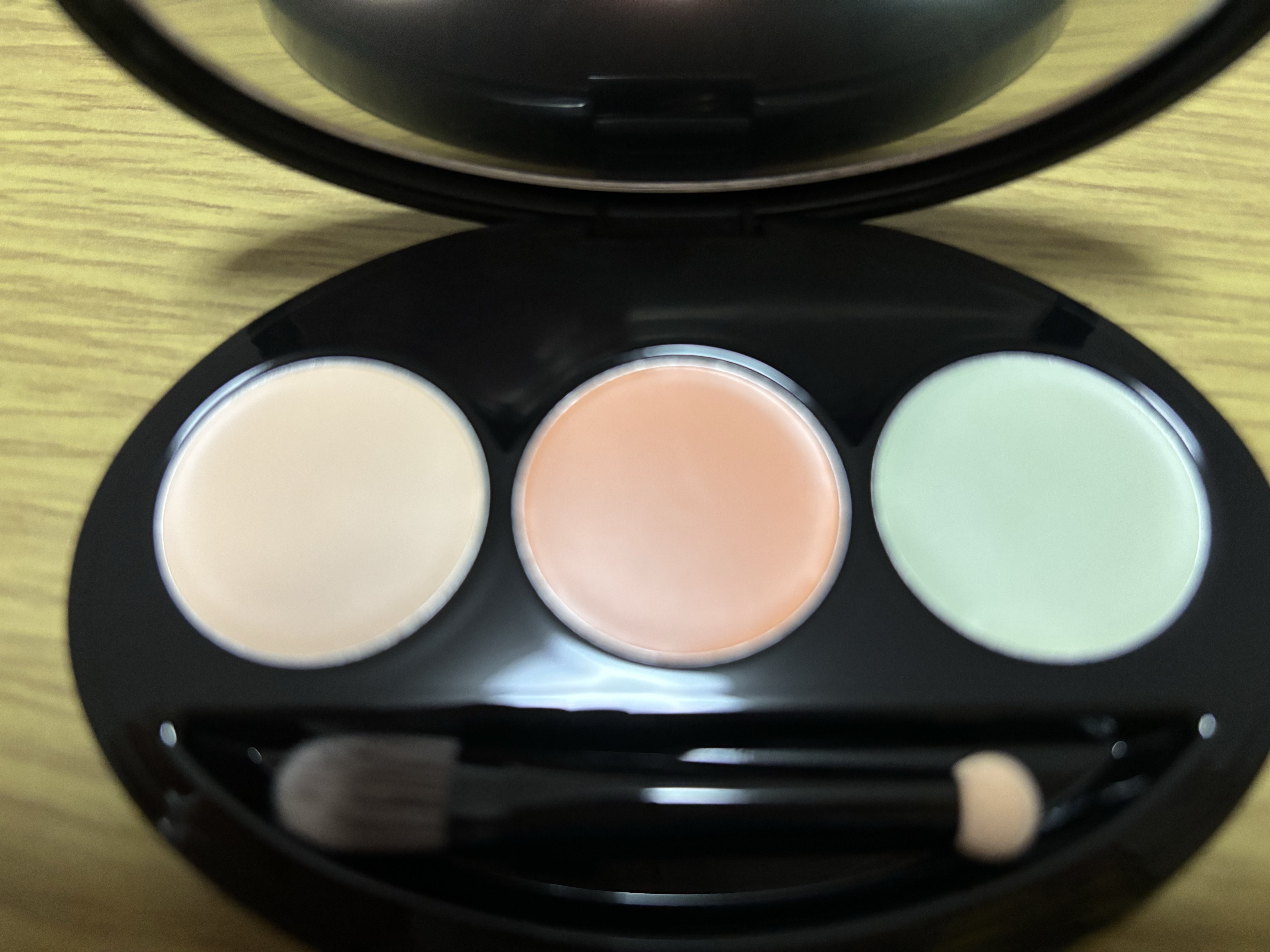 マスクフィット コンシーラーパレット/TIRTIR(ティルティル)/パレットコンシーラーを使ったクチコミ（2枚目）