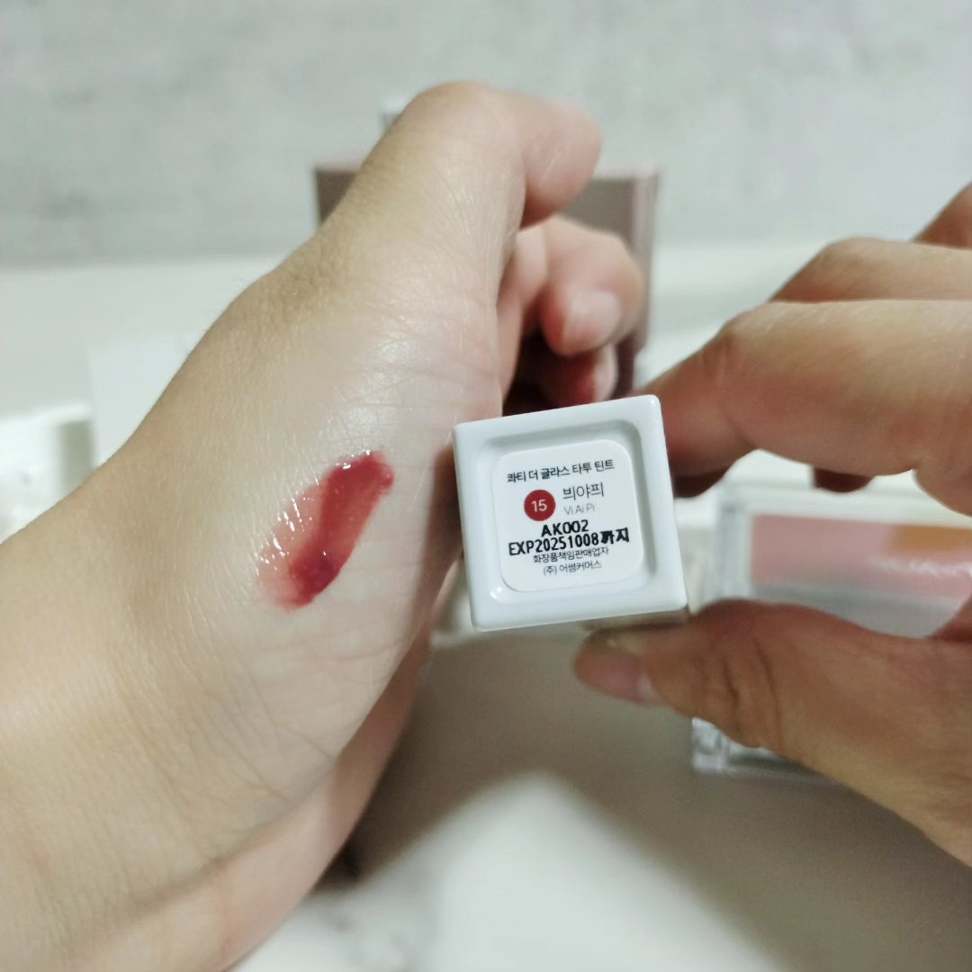 ザグラスタトゥーティント/QUA-T/リップティントを使ったクチコミ（3枚目）