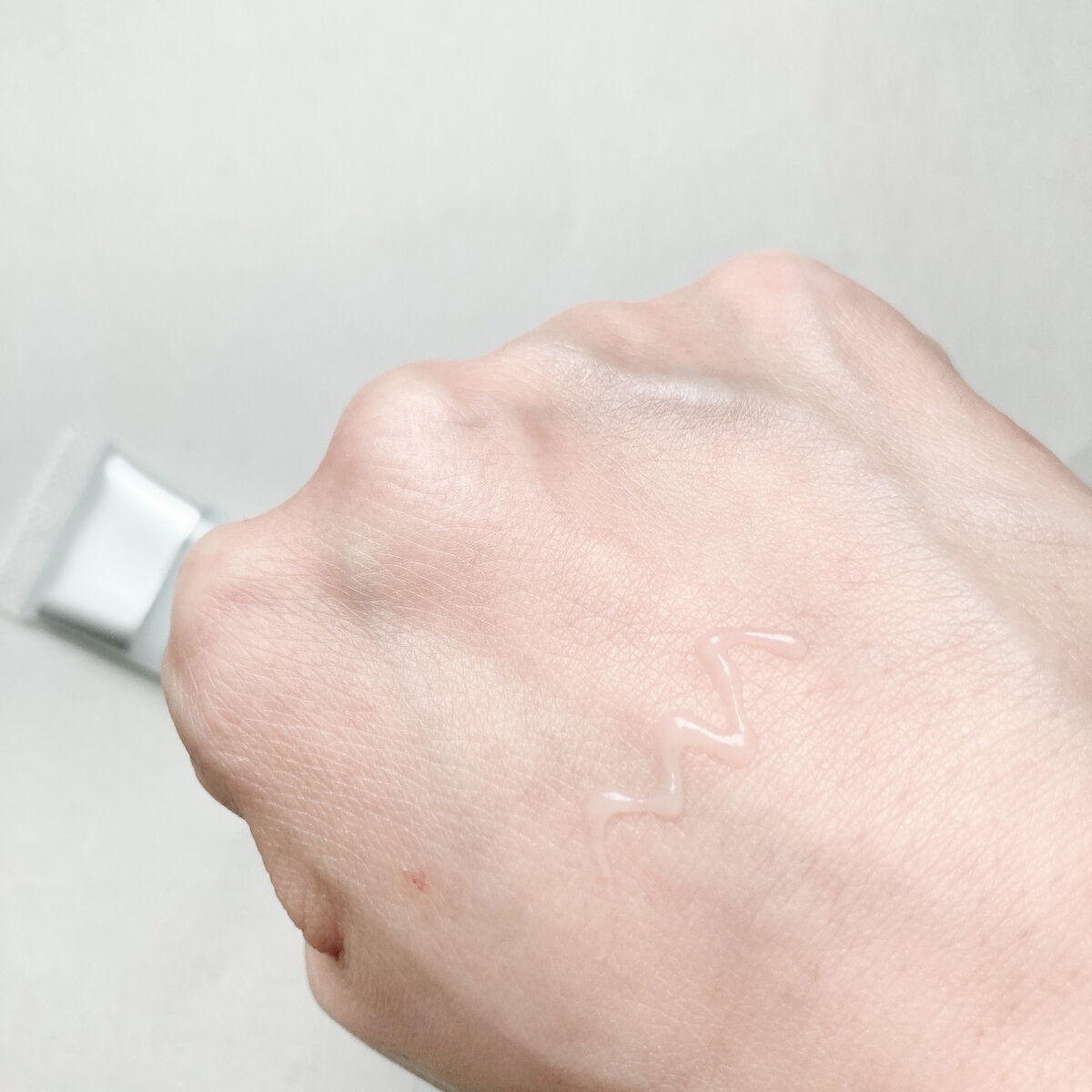 ポア スムース プライマー 超オイリー肌用/コーセーコスメニエンス/化粧下地を使ったクチコミ（2枚目）