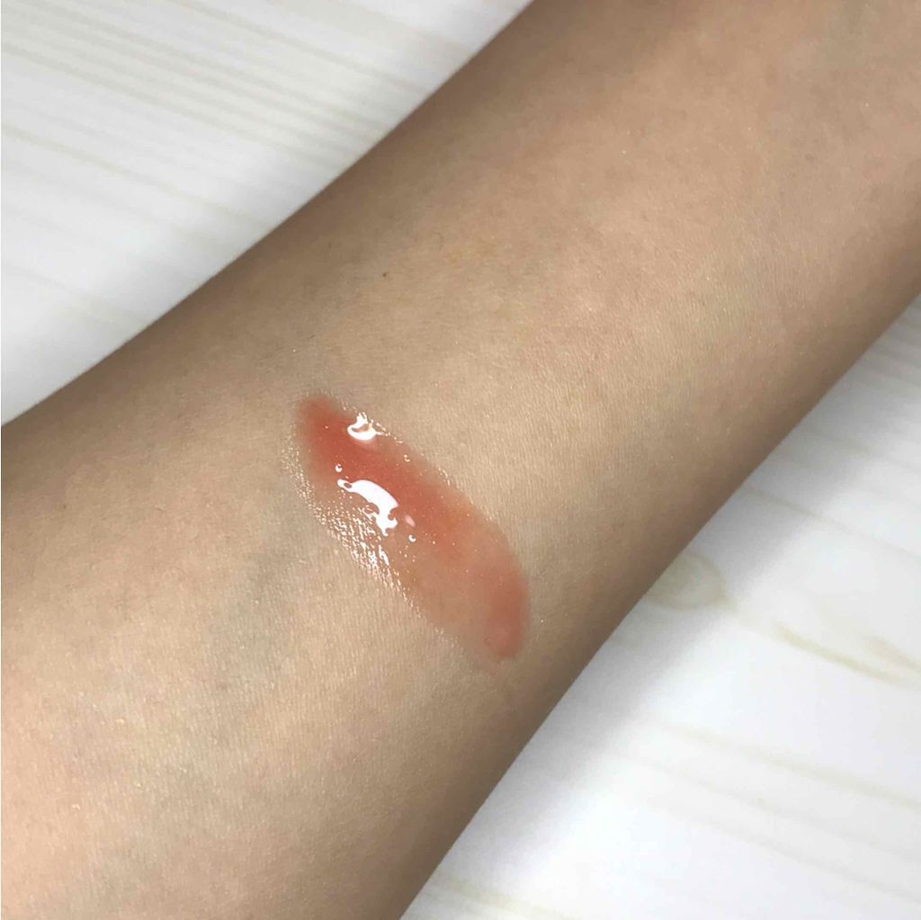 38°C / 99°F リップトリートメント (リップ美容液)/UZU BY FLOWFUSHI/リップケアを使ったクチコミ(2枚目)