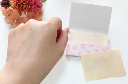 お直し紙ファンデ/クリアラスト/プレストパウダーを使ったクチコミ(3枚目)