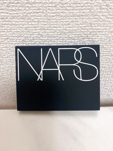 ライトリフレクティングセッティングパウダー　プレスト　N/NARS/プレストパウダーを使ったクチコミ（2枚目）