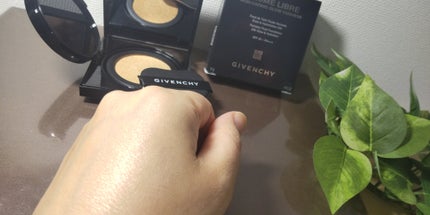 プリズム・リーブル・スキンケアリング・グロウ・クッション/GIVENCHY/クッションファンデーションを使ったクチコミ(4枚目)