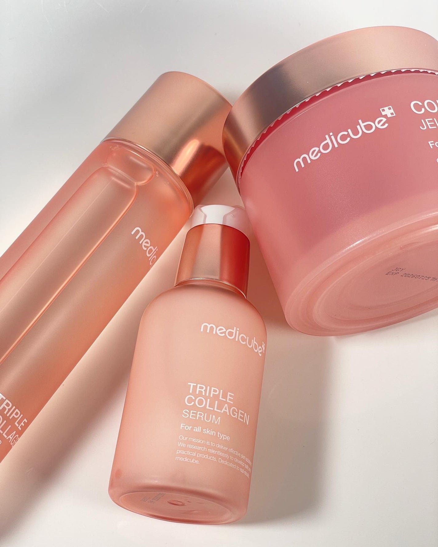 もち肌コラーゲンセラム3.0/MEDICUBE/美容液を使ったクチコミ(2枚目)