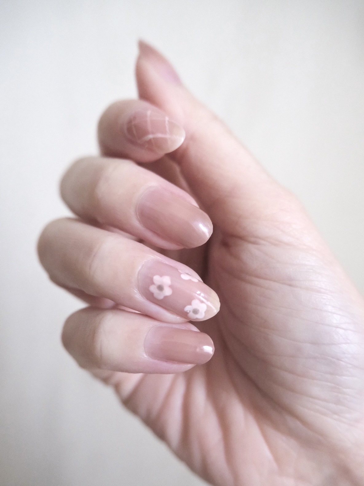 ネイルファンデーション/パラドゥ/マニキュアを使ったクチコミ（1枚目）