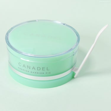 CANADEL プレミアバリアフィックス のクチコミ「CANADEL プレミアバリアフィックス【医薬部外品】
販売名：薬用Pバリアフィックス

シワ.....」（3枚目）